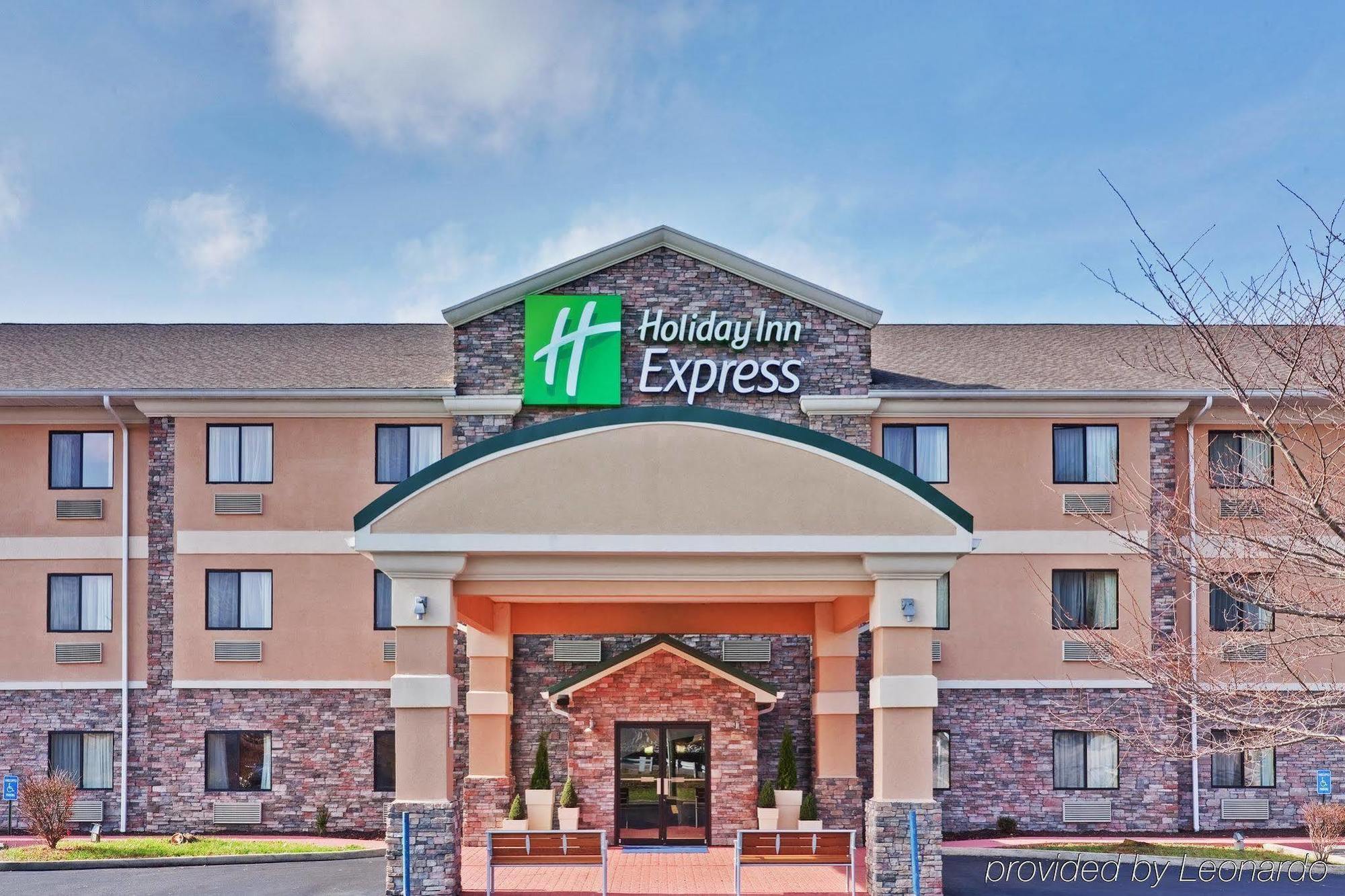 Holiday Inn Express Winfield - Teays Valley Hurricane Eksteriør bilde