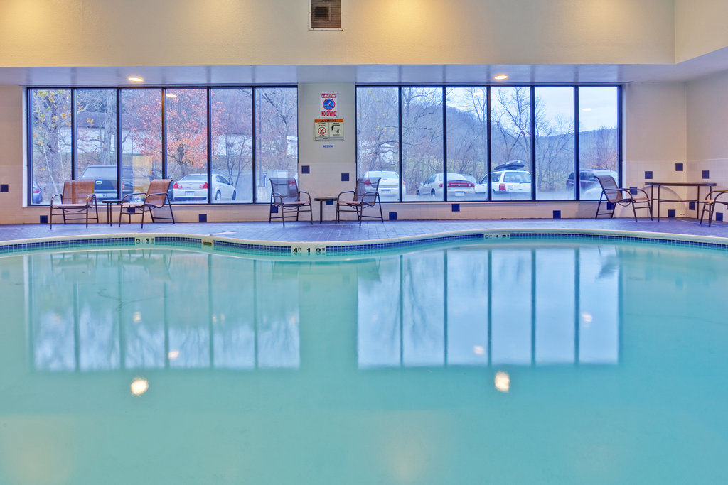 Holiday Inn Express Winfield - Teays Valley Hurricane Fasiliteter bilde