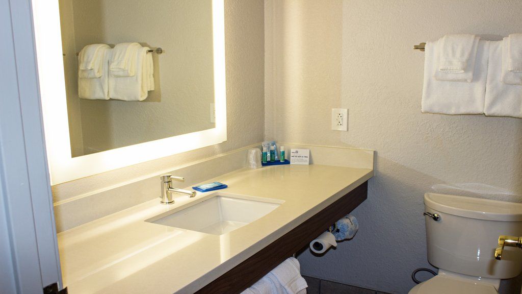 Holiday Inn Express Winfield - Teays Valley Hurricane Eksteriør bilde